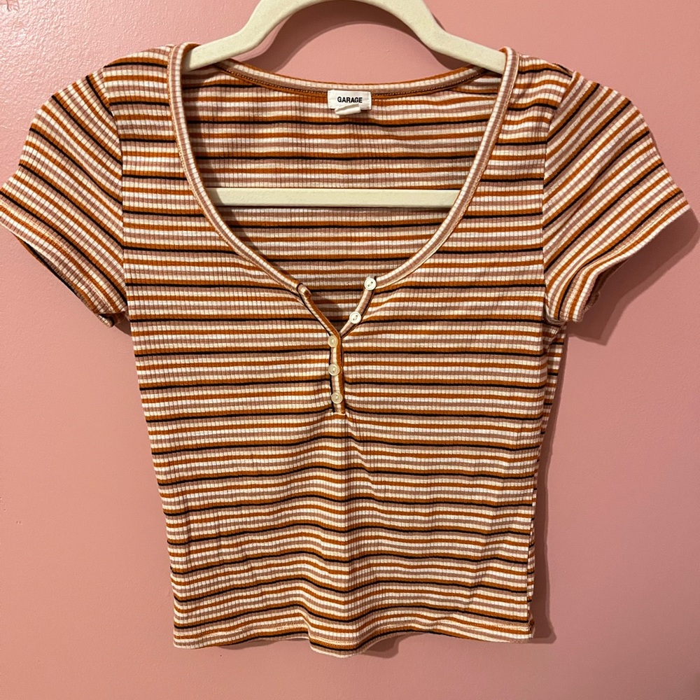 Striped baby tee top from garage with buttons up front. XS fits a S